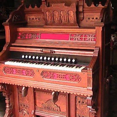 Reed organ