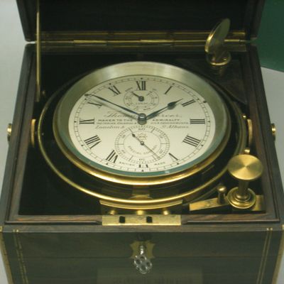 Marine chronometer