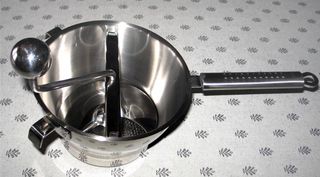Food mill