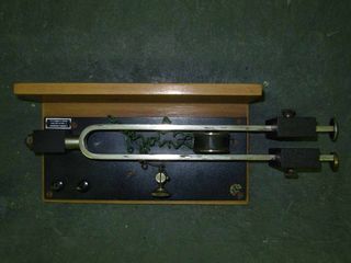 Tuning fork