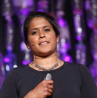Asha de Vos