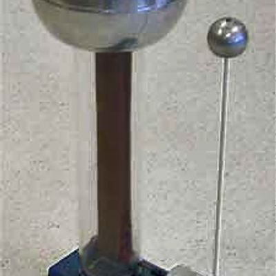Van de Graaff generator