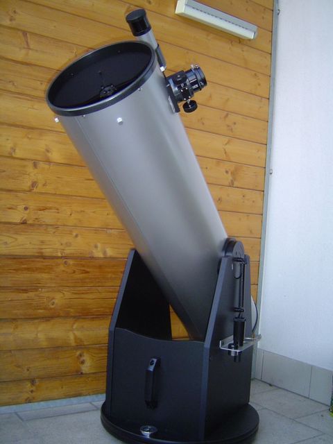 Dobsonian telescope