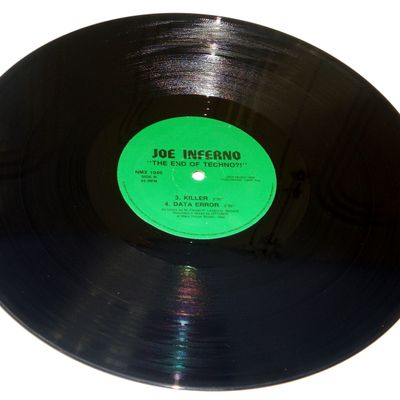 Maxi single