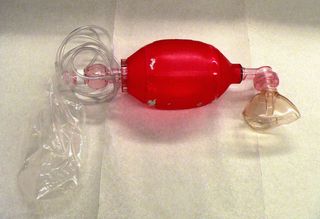 Bag valve mask