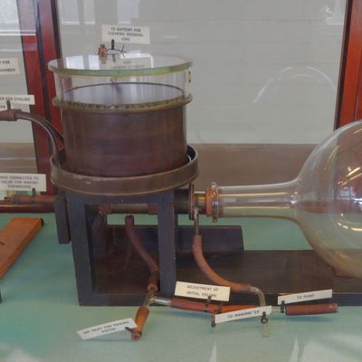 Cloud chamber
